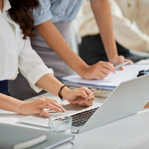 Image Devenez Manager Commercial et Marketing (MCM) : la formation Bac+5 qui vous prépare à l’avenir. 